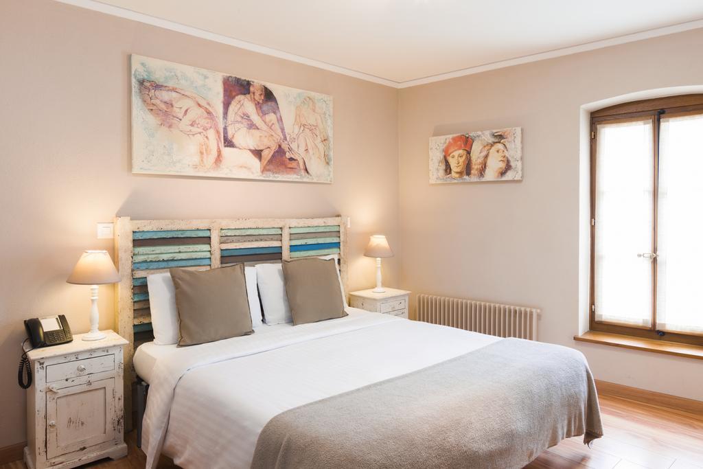 Auberge Communale De Carouge Екстериор снимка
