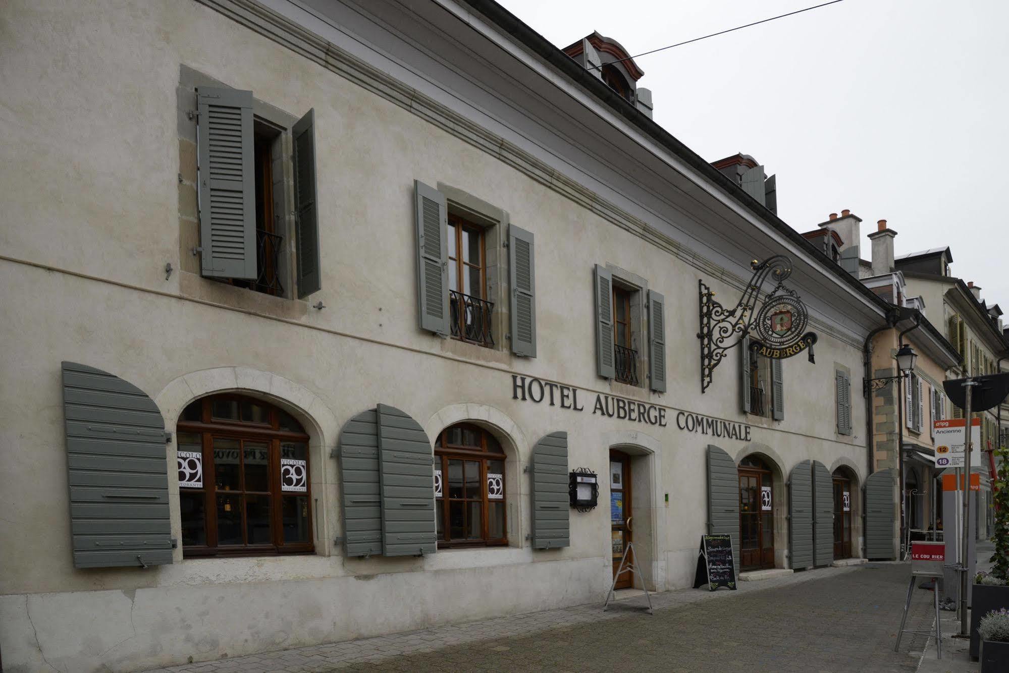 Auberge Communale De Carouge Екстериор снимка